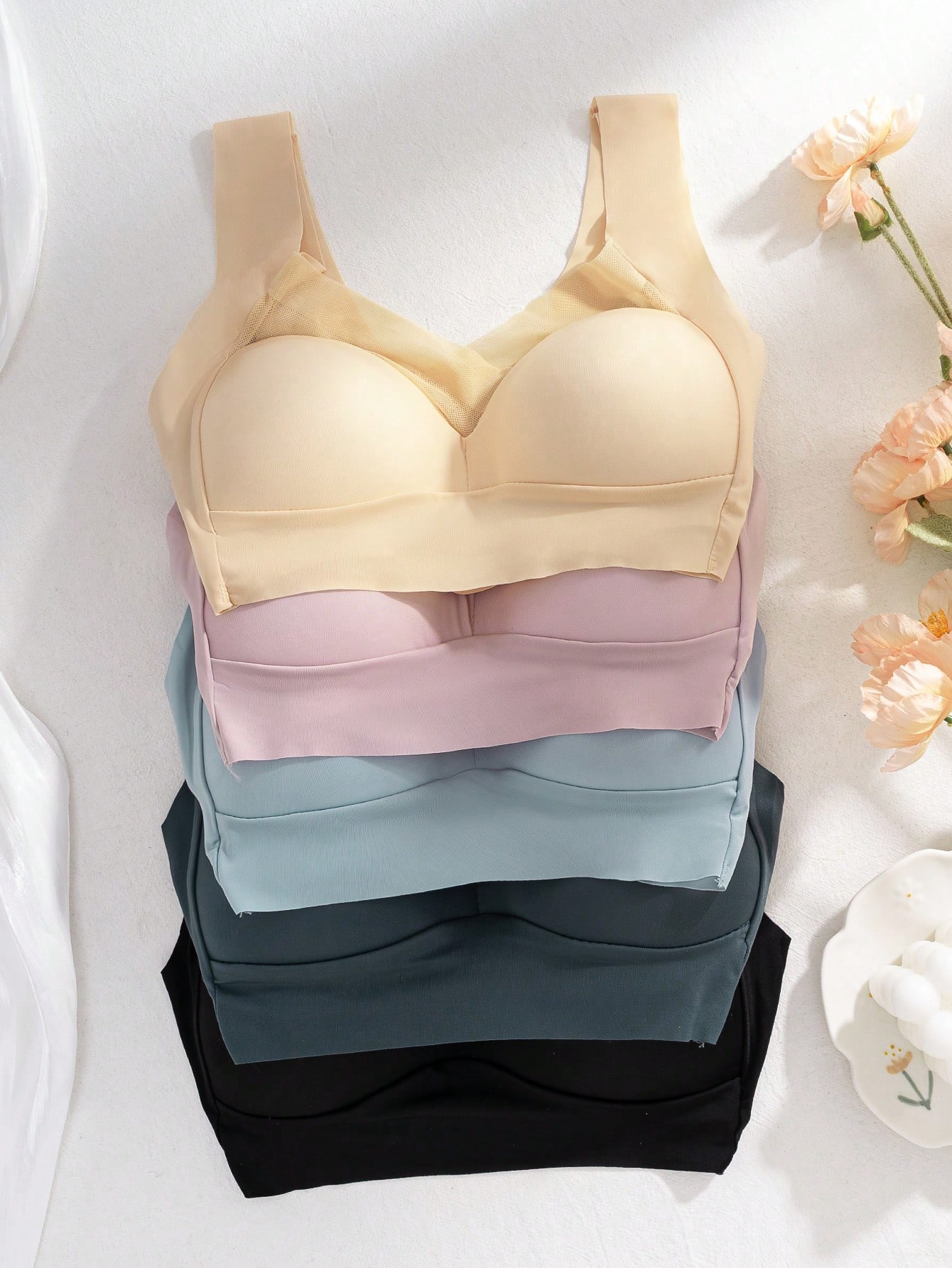 Sleep Bra Bralette - บราไร้สายผ้าไอซ์ซิลค์ไร้ตะเข็บสำหรับผู้หญิง 5 ชิ้น, คอวี แต่งตาข่าย สายบ่ากว้าง