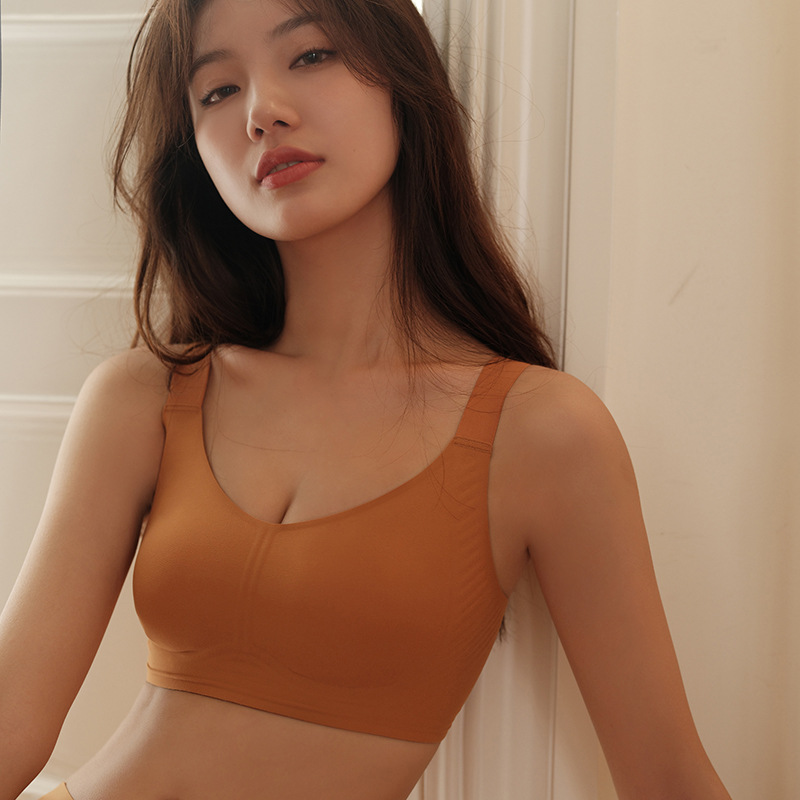 หน้าอกใหญ่แสดงชุดชั้นในขนาดเล็ - Full Coverage Bra บทวิจารณ์และราคา